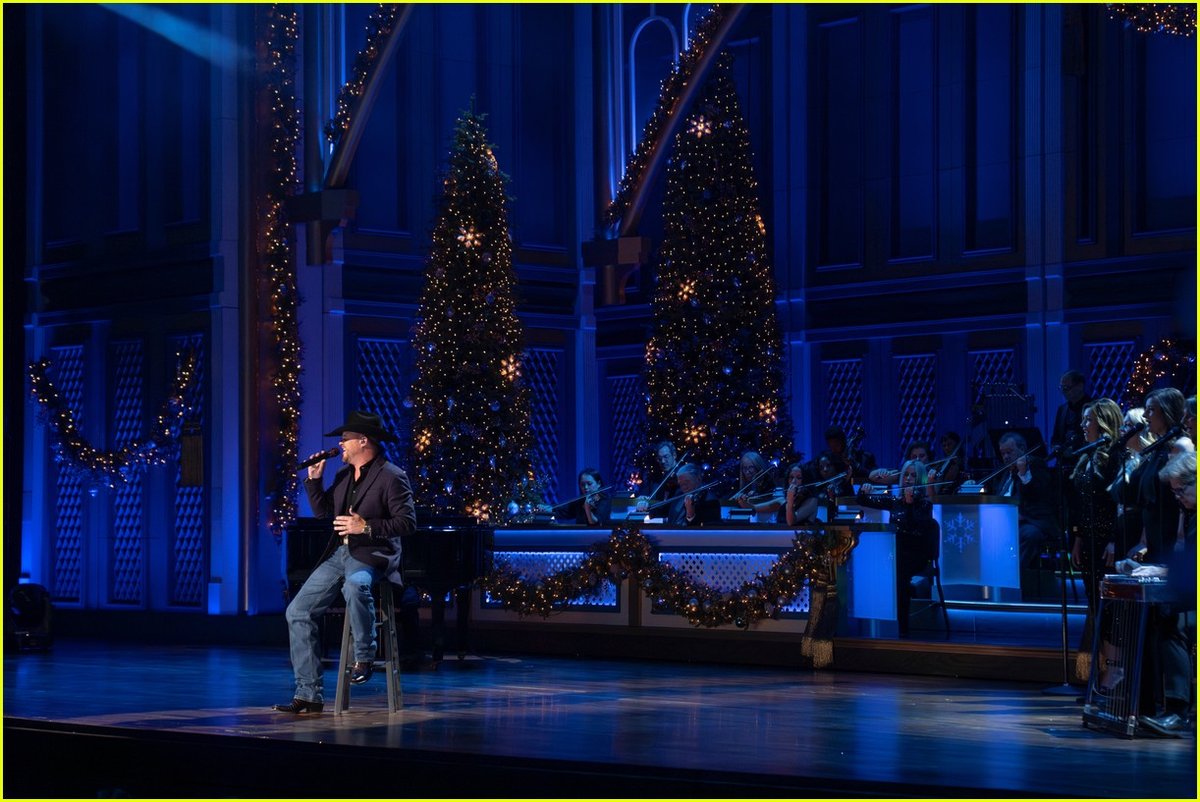 CMA Country Christmas 2024 News Covers Hosts, Performers, and Air Date